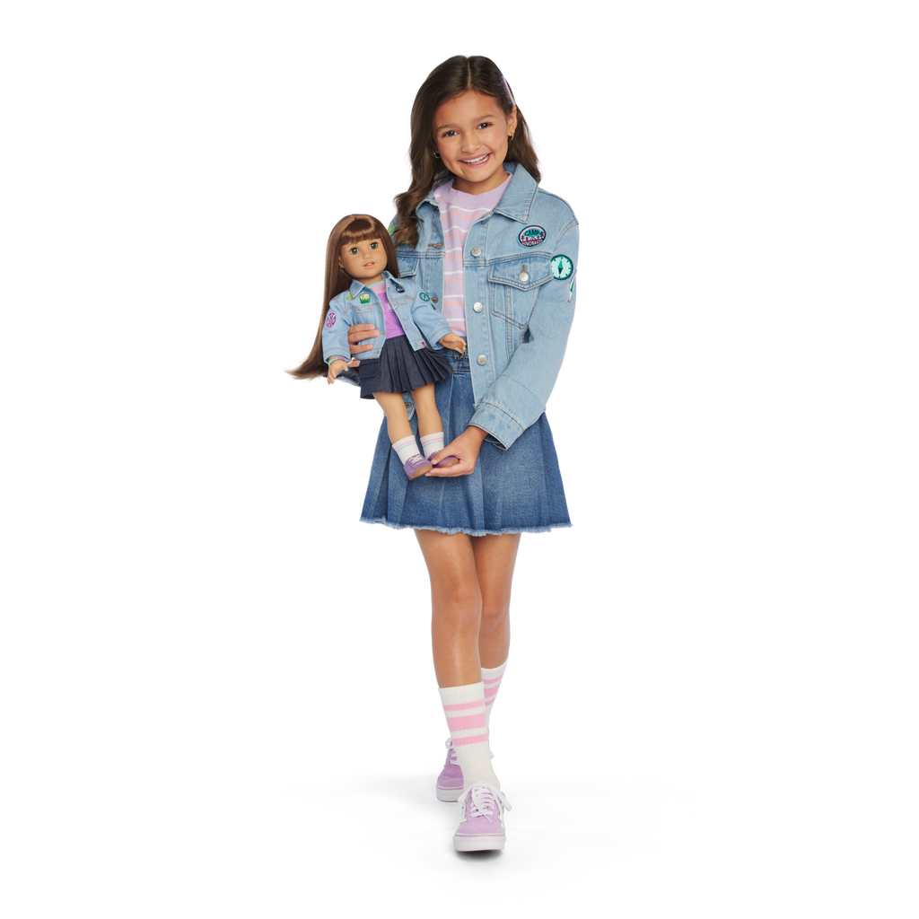 Daisy Davenport's™ Jean Jacket & Accessories for 18-inch Dolls (Girl of the Year™ 2027)